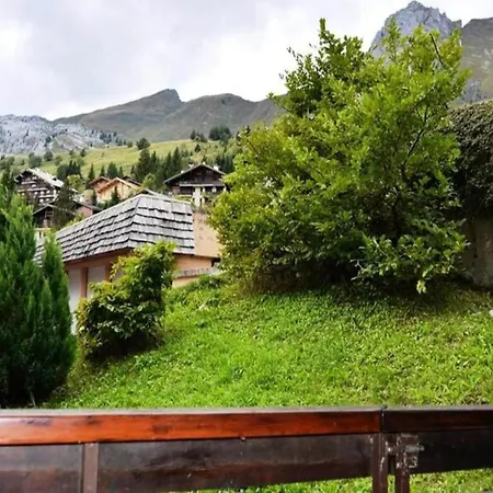 Apartment Venay 1 *